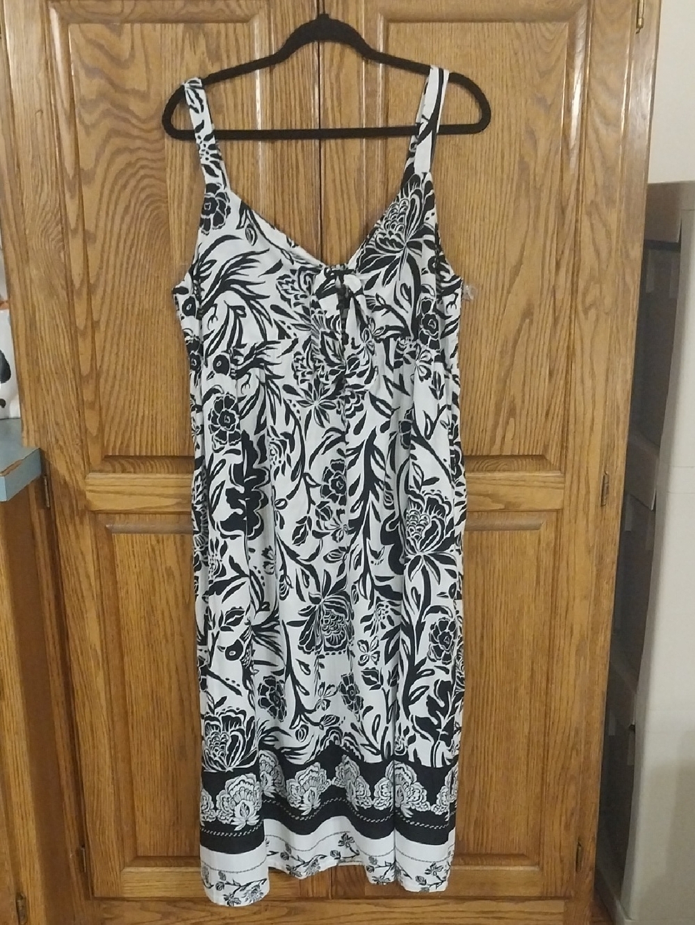 Knox Rose NWT Women's Midi Sundress Size X-Large Black White Floral‎ Bird Print